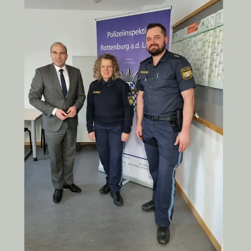 „Bei uns ist die Welt noch überwiegend in Ordnung" MdB Florian Oßner bei Polizei Rottenburg: Hohe Kooperationsbereitschaft der Bevölkerung