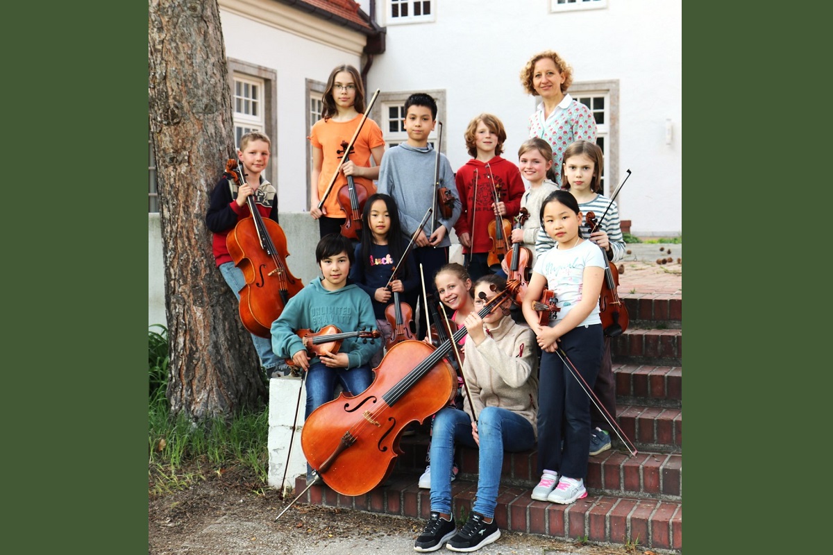 Jugendstreichorchester und „Picoviolini“ spielen Klassik