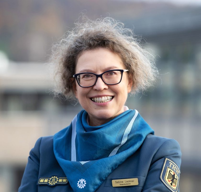 Beschluss des Bundeskabinetts: Sabine Lackner wird künftige THW-Präsidentin