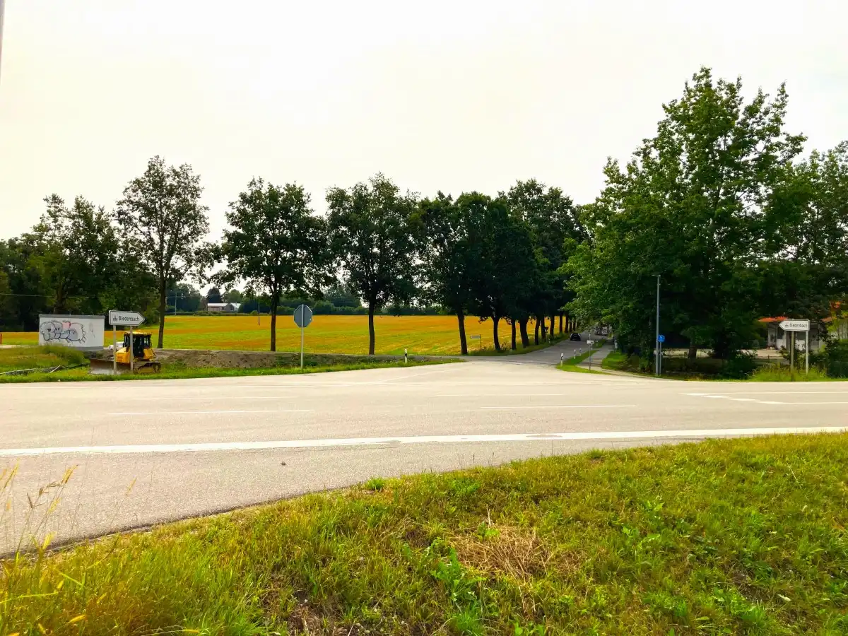 B 388: Umbau des Knotenpunkts Preysing-Allee in Velden beginnt kommenden Montag