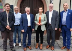 BAYERNS GESUNDHEITSMINISTERIN ZU GAST IN LANDSHUT