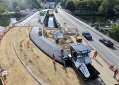 Verkehr wird auf Behelfsumfahrung umgelegt: Konrad-Adenauer-Straße (B299) für eine Nacht gesperrt