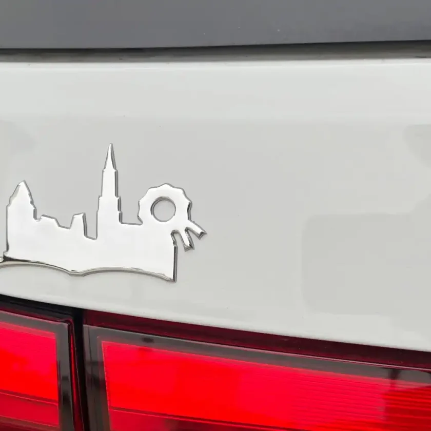 Wieder erhältlich: Landshut-Pickerl für das Auto