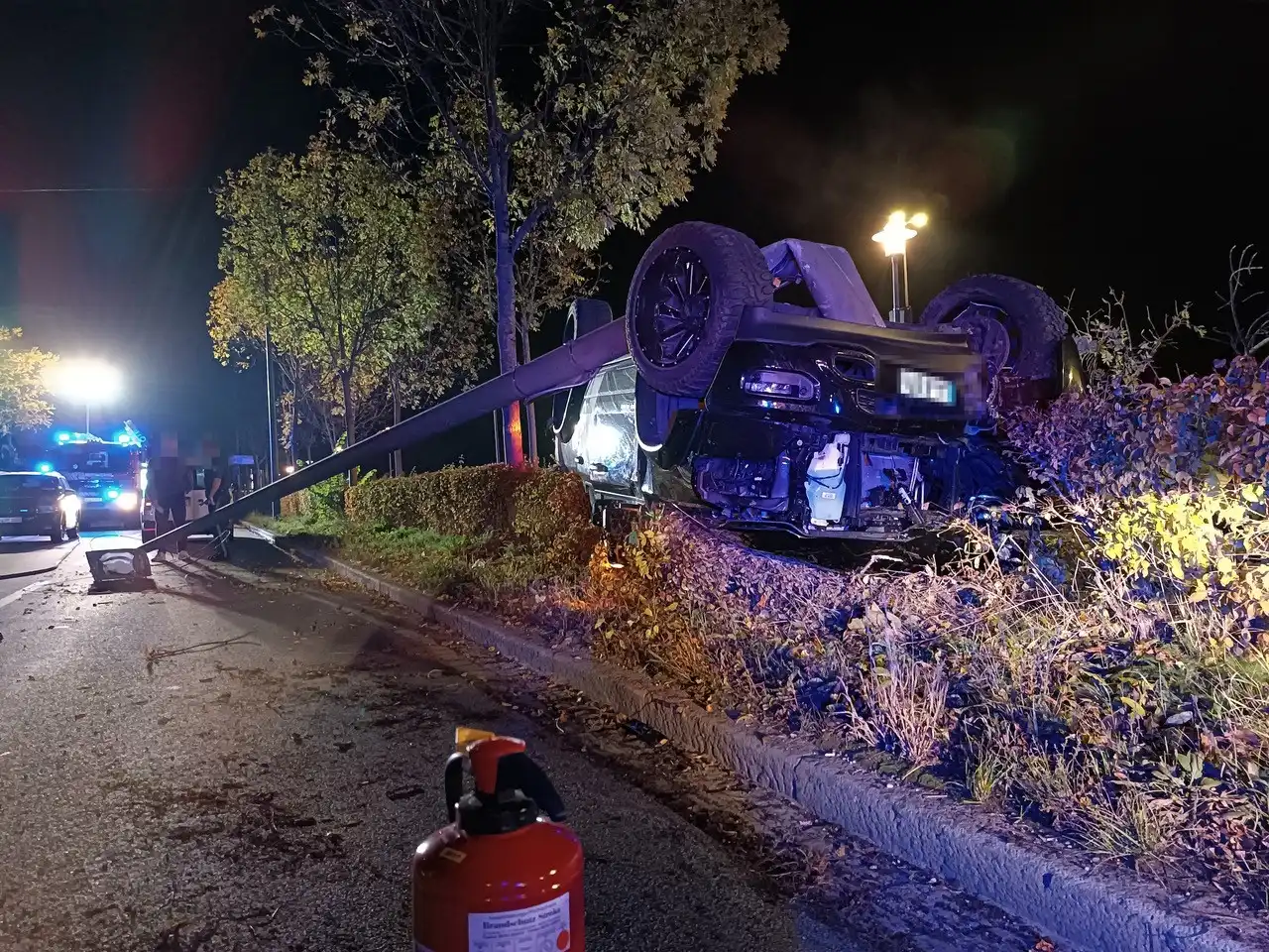 Spektakulärer Verkehrsunfall in der Wittstraße endet glimpflich