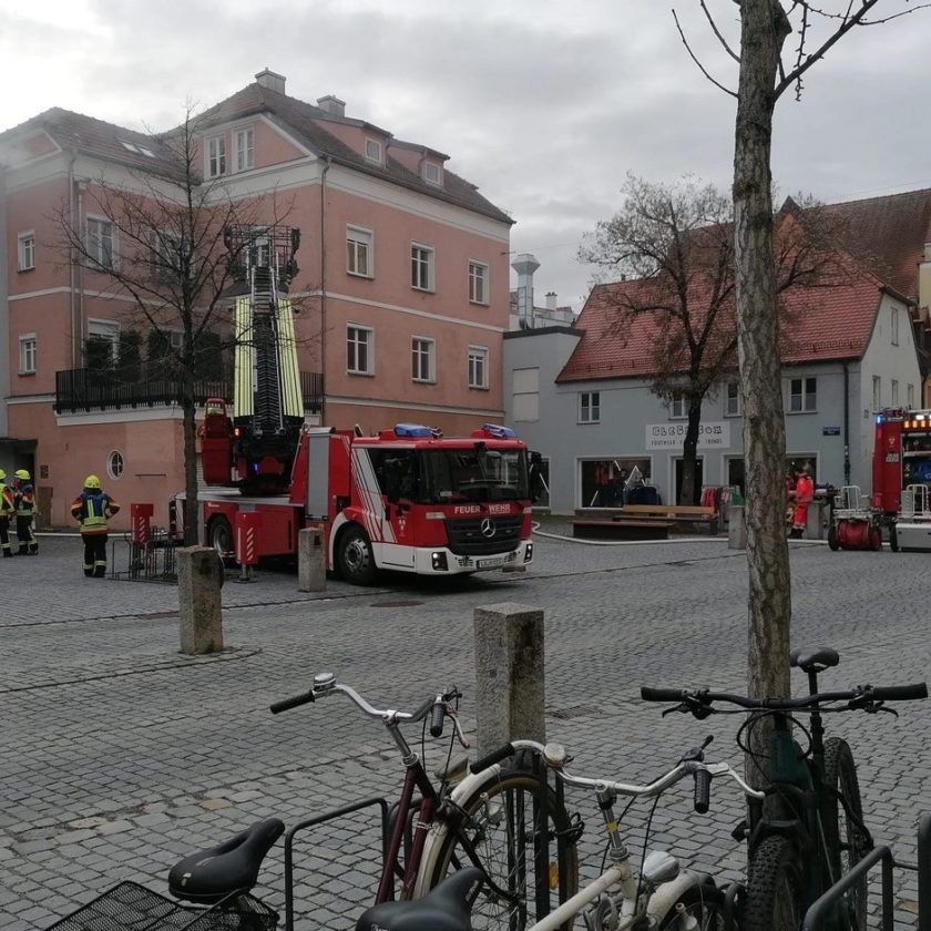 Zimmerbrand in Landshut endet glimpflich