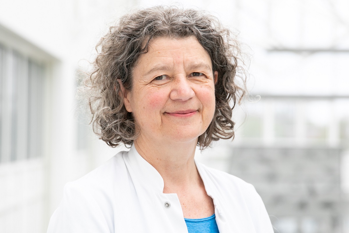Dr. med. univ. Edda Gehrlein-Zierer, Leitende Ärztin, Tagesklinik für Schmerzmedizin
