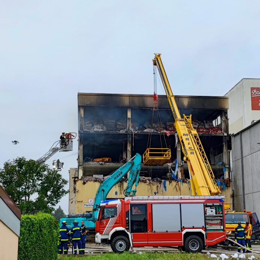 Großbrand Firma Brandt in Landshut