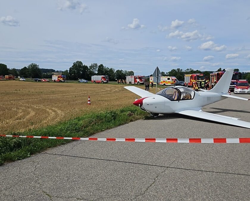 Unfall mit Kleinflugzeug führt zu kurzzeitigem Großeinsatz