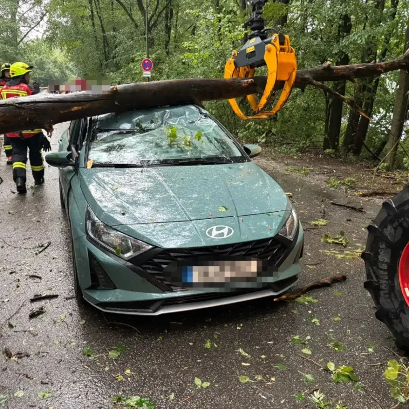 Heftiges Unwetter trifft Landshut - rund 100 Einsätze im Stadtgebiet Landshut