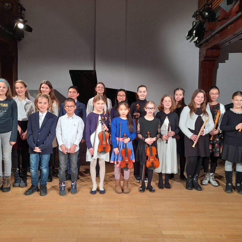 18 erfolgreiche Teilnehmer bei „Jugend musiziert" Die Städtische Musikschule zeigt sich als Talentschmiede in allen Wertungen