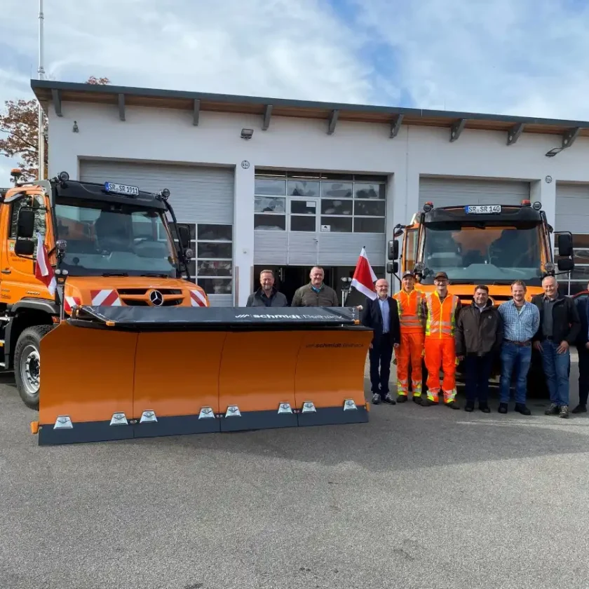 Zwei neue Fahrzeuge für die Kreisbauhöfe