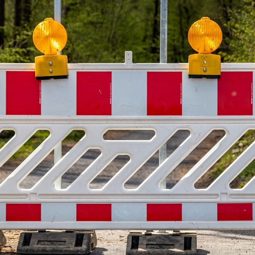 Bahnüberführung wegen Bauarbeiten teilweise gesperrt