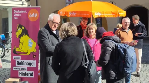ÖDP Infostand in der Altstadt