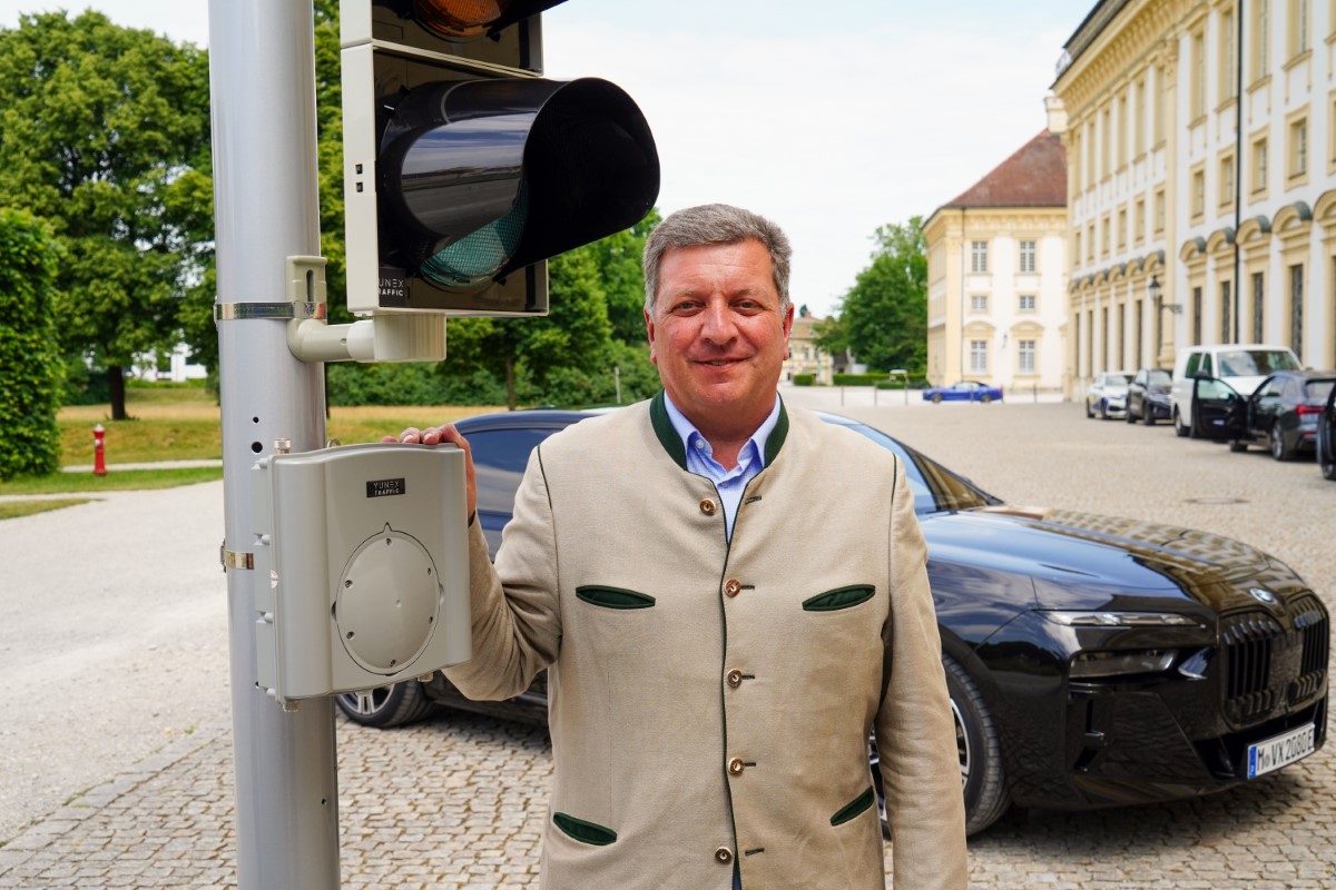 Freistaat testet vernetztes Fahren im Norden von München (19.06.2023 PM 93b/2023)