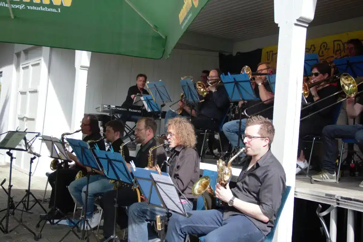 Gute Musik in sommerlicher Atmosphäre