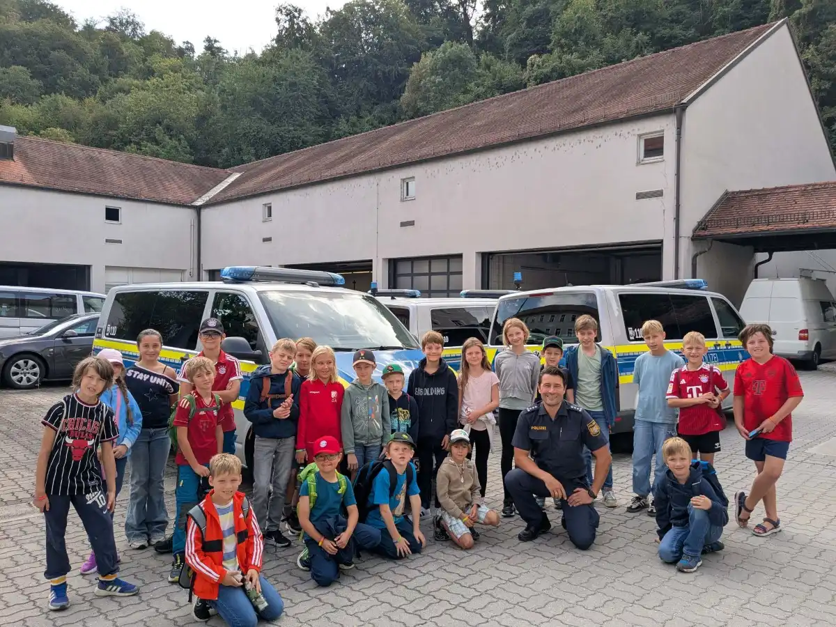 Fußball, Zirkus und ein Besuch im Hochseilgarten