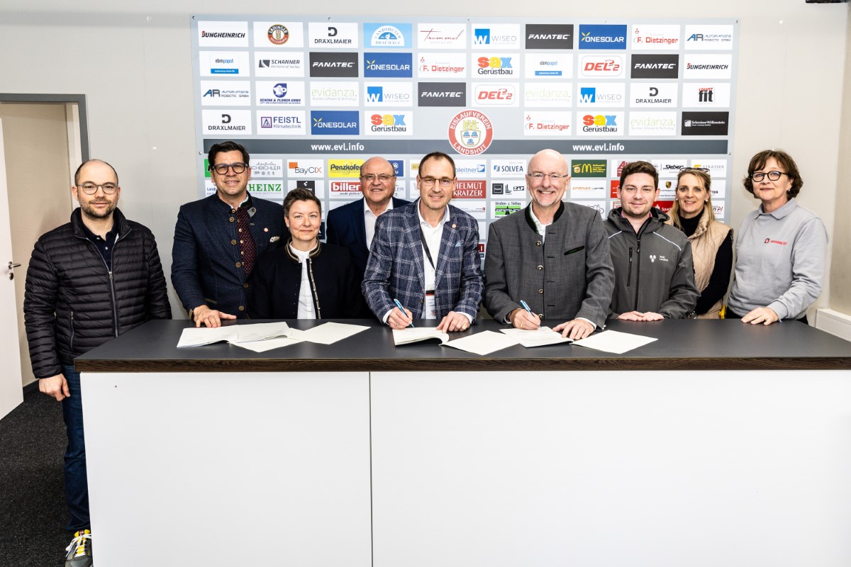 Stadt, EVL und EVL Spielbetrieb-GmbH unterzeichnen neue Nutzungsverträge für das Eissportzentrum