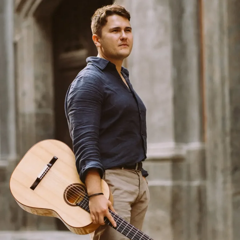 Spanische Gitarrenklänge mit Ihor Kordiuk