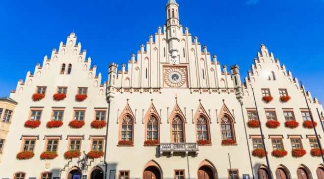 Breite Stadtratsmehrheit billigt Haushalt für 2026