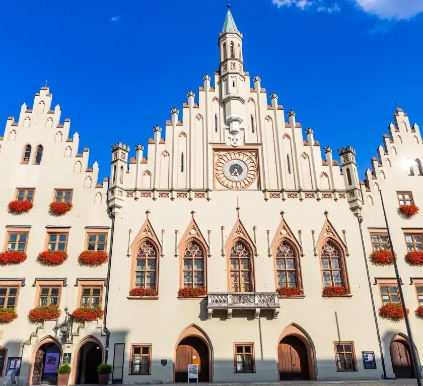 Breite Stadtratsmehrheit billigt Haushalt für 2026