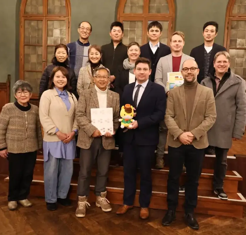 JAPANISCHE SPORTDELEGATION ZU BESUCH IM RATHAUS