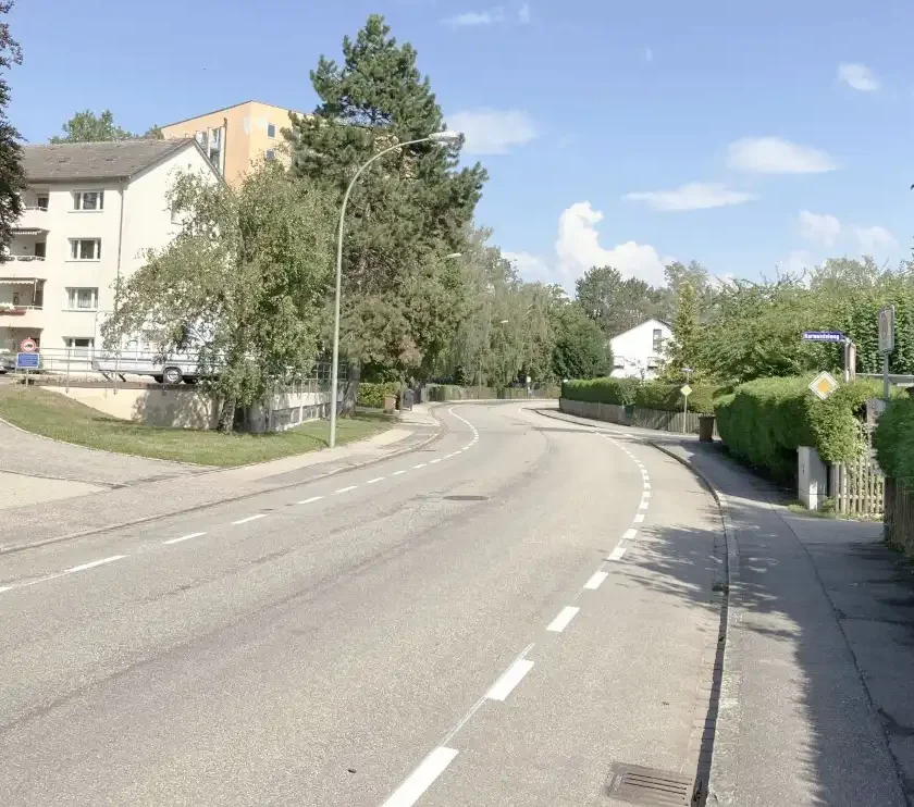 KLÖTZLMÜLLERSTRASSE ERHÄLT FAHRRADSCHUTZSTREIFEN