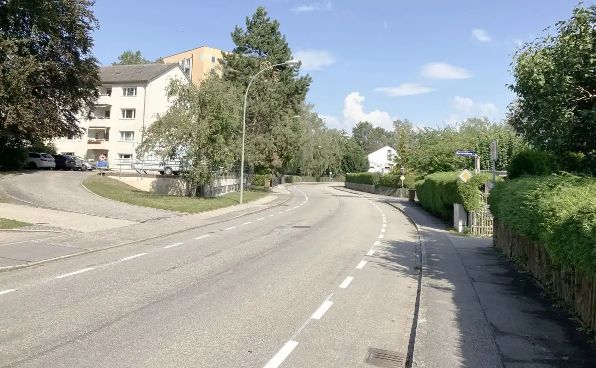 KLÖTZLMÜLLERSTRASSE ERHÄLT FAHRRADSCHUTZSTREIFEN